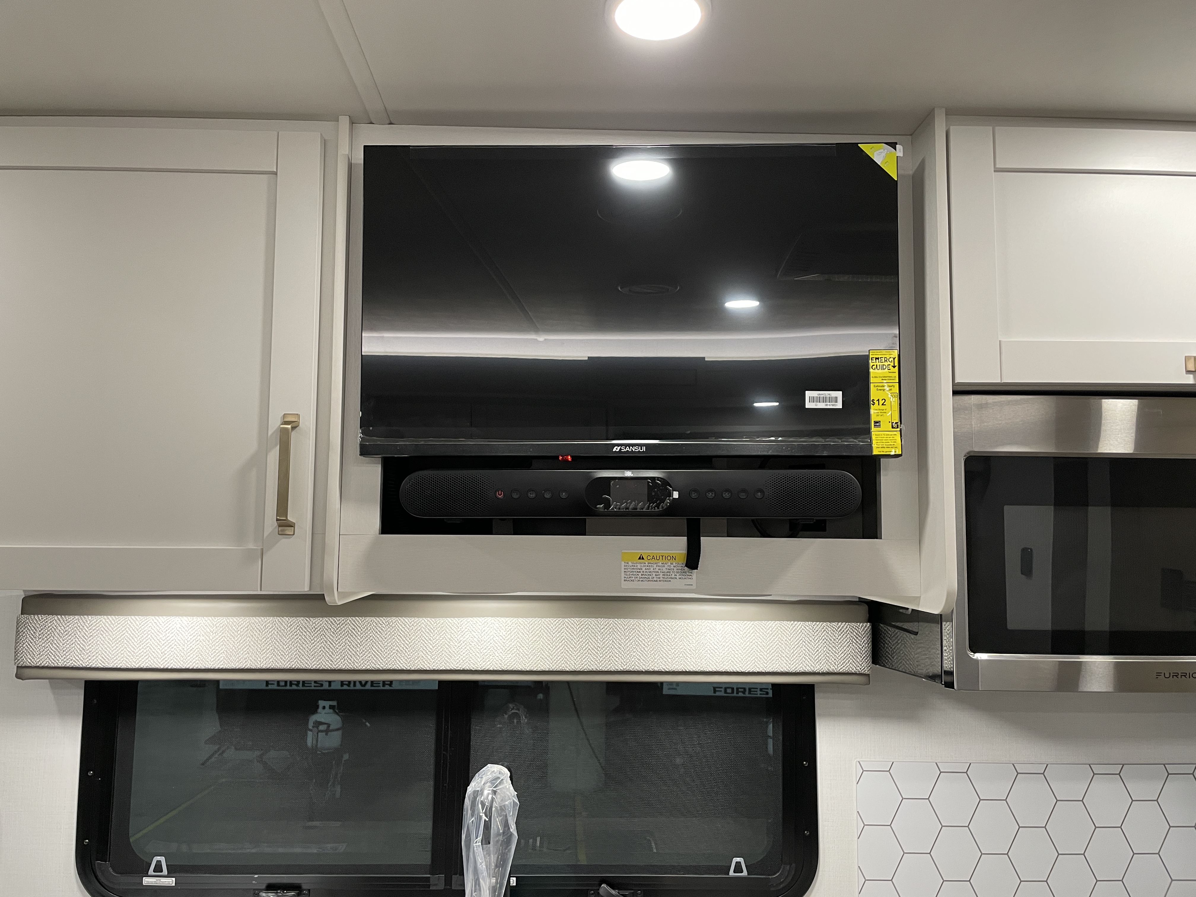 2027 Jayco Greyhawk 29MV, $ 139,995
