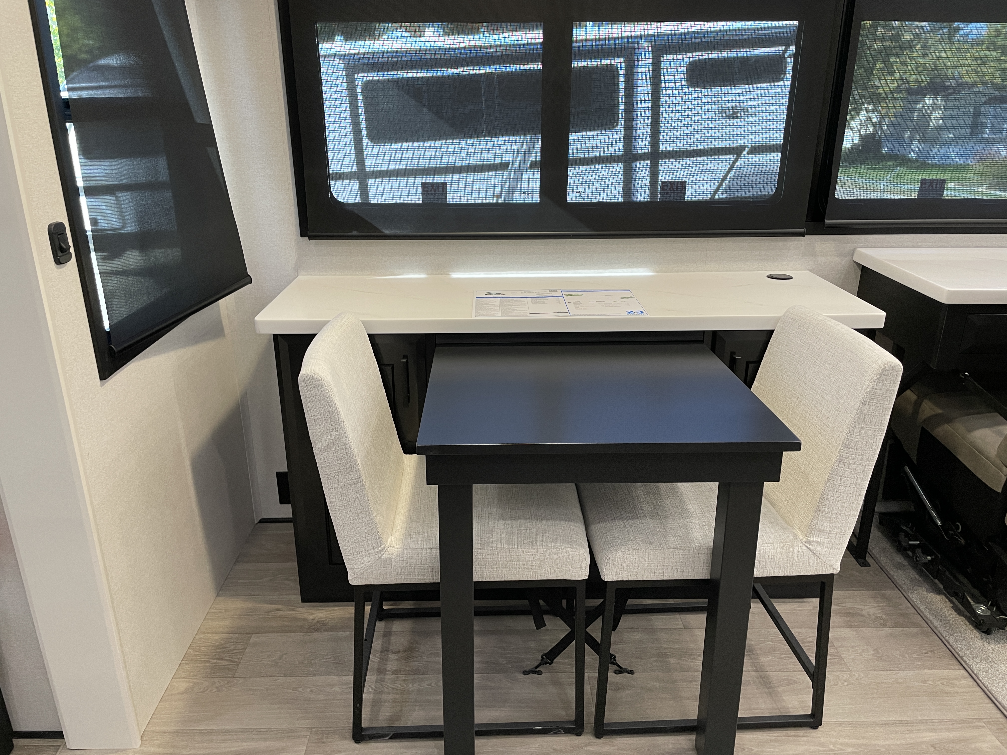 2027 Jayco Pinnacle 38FBRK, $ 146,495