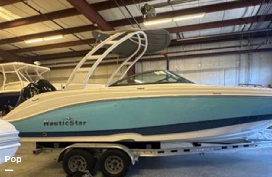 2023 NauticStar 243DC, $ 77,800.00