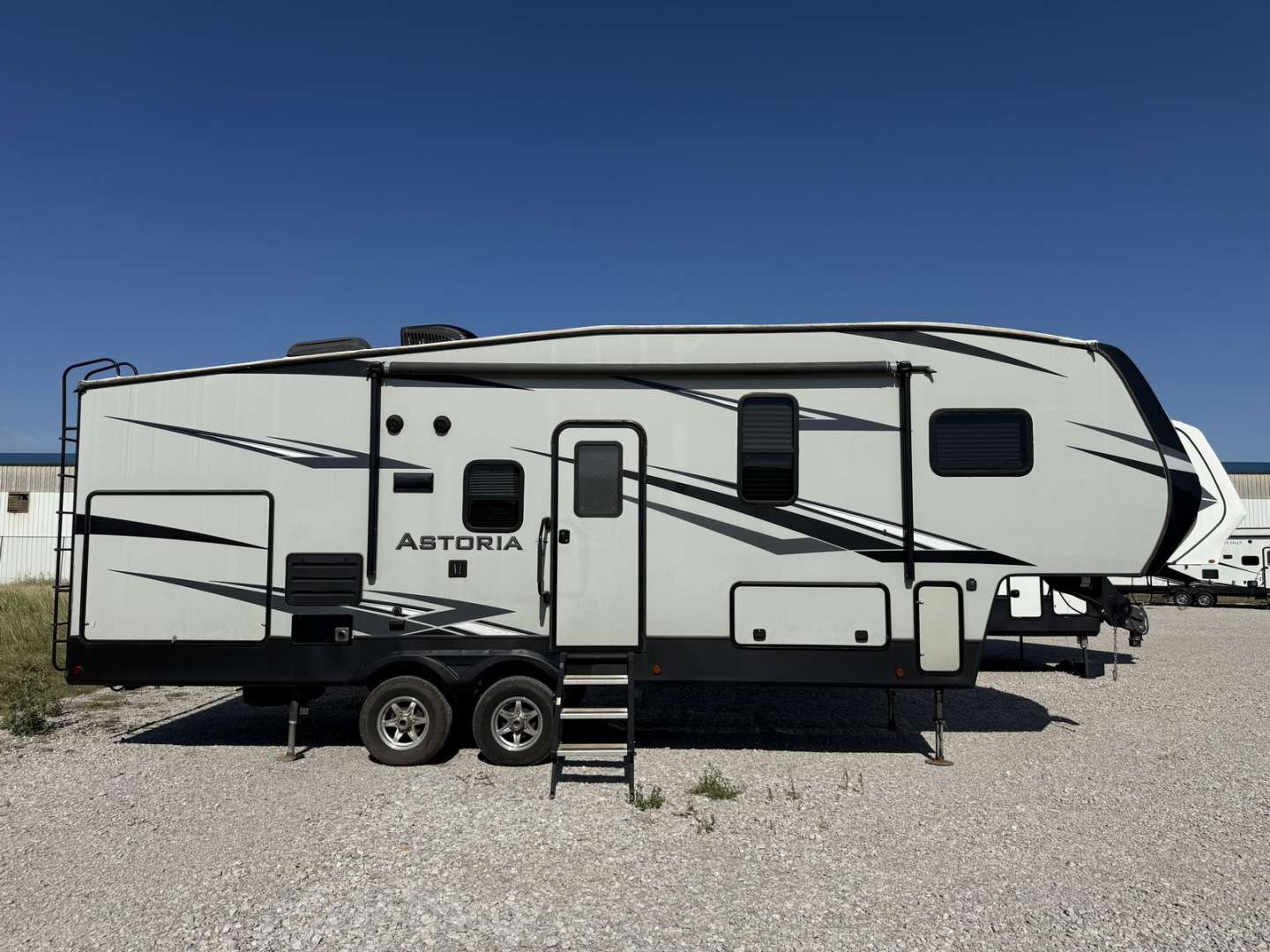 2020 Dutchmen Astoria 2503REF, $ 25,900