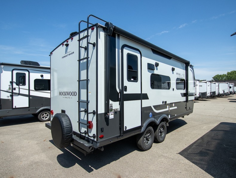 2026 Forest River Rockwood Mini Lite 2109S, $ 45,755