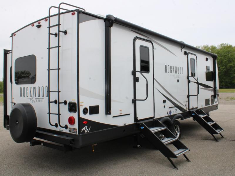 2025 Forest River Rockwood Ultra Lite 2608BS, $ 59,004
