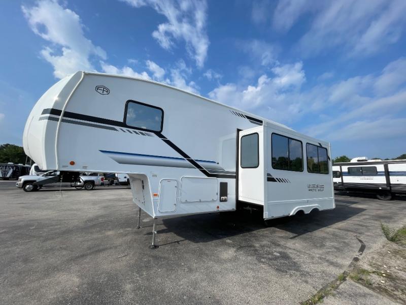 2026 Forest River Cherokee Arctic Wolf 287BH, $ 44,990