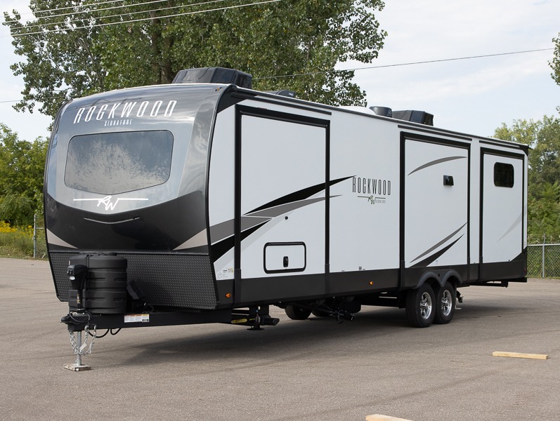 2025 Forest River Rockwood Signature 8336BH, $ 54,990