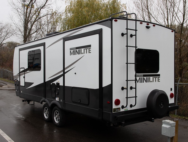 2025 Forest River Rockwood Mini Lite 2516S, $ 34,990