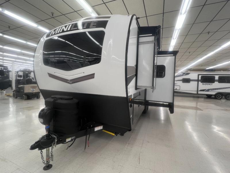 2025 Forest River Rockwood Mini Lite 2513S, $ 43,990