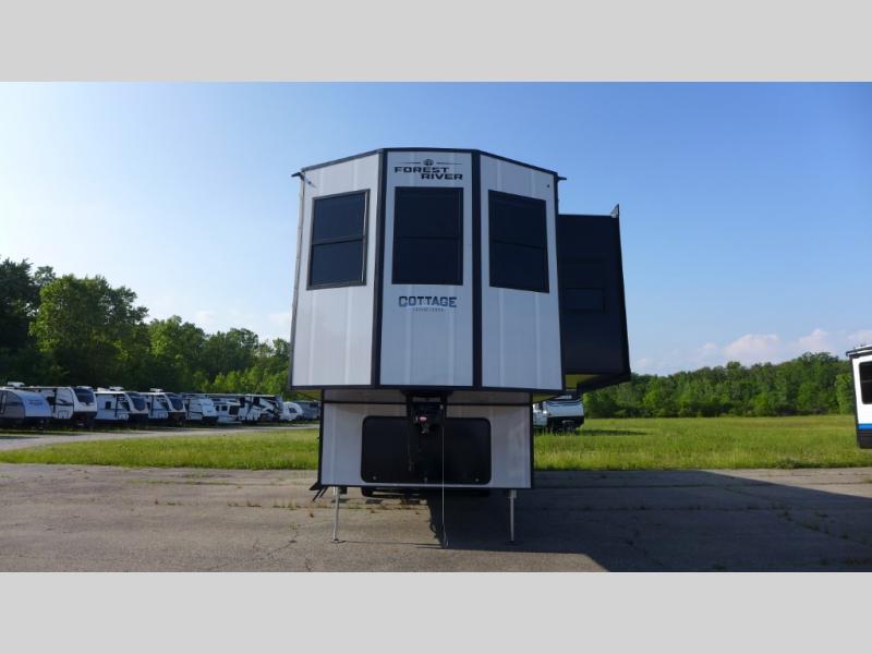 2025 Forest River Cedar Creek Cottage 41FWC, $ 114,823