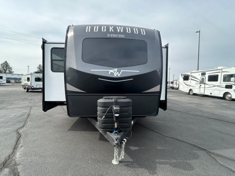 2025 Forest River Rockwood Signature Travel Traile, $ 68,990