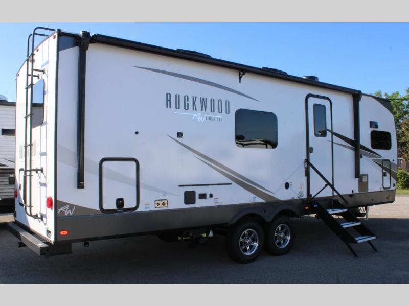 2024 Forest River Rockwood Signature Travel Traile, $ 66,998