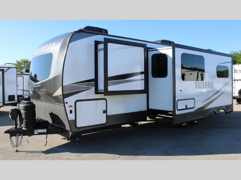 2024 Forest River Rockwood Ultra Lite 2706WS, $ 61,397