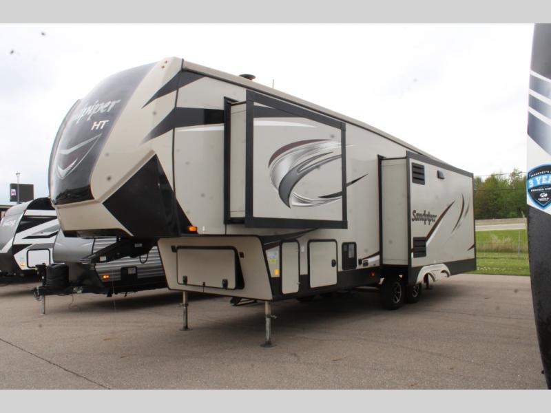 2019 Forest River Sandpiper HT 2950TRIK, $ 0