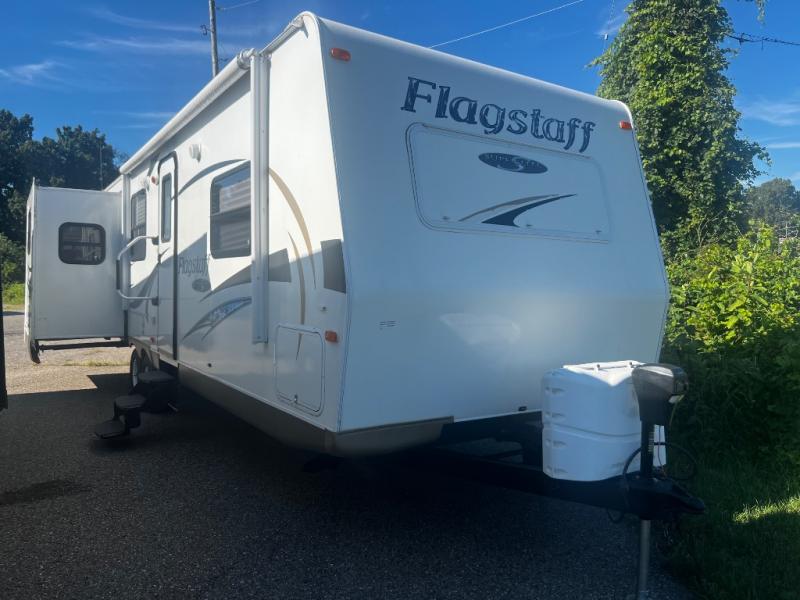 2013 Forest River Flagstaff Super Lite 27RLSS, $ 0