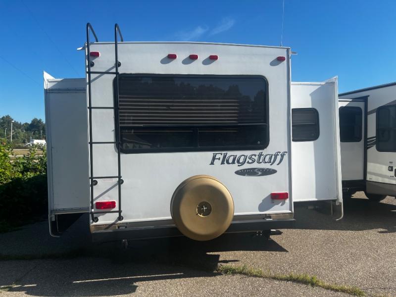 2013 Forest River Flagstaff Super Lite 27RLSS, $ 0