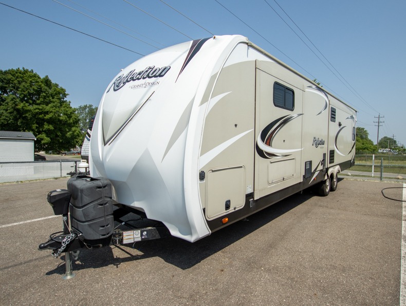2017 Grand Design Reflection Travel Trailer 313RLT, $ 0