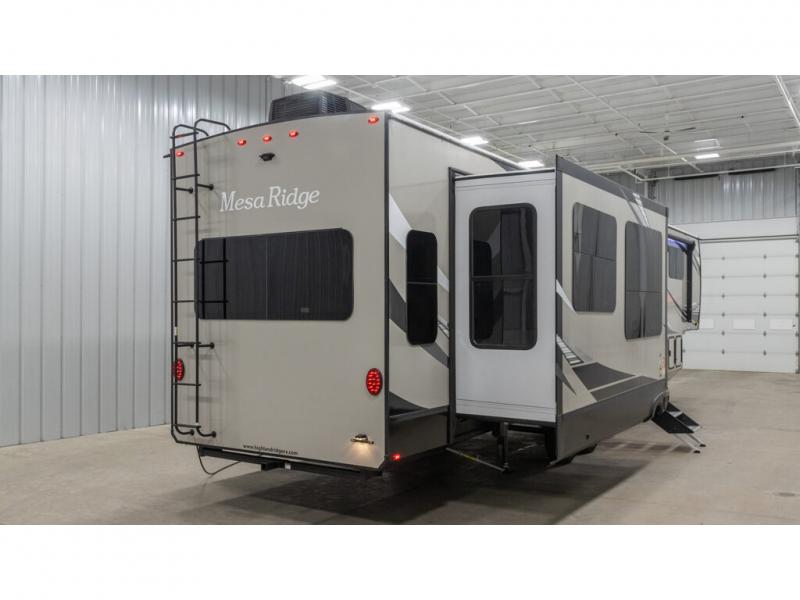 2022 Highland Ridge Mesa Ridge 371MBH, $ 64,990