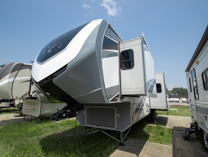 2018 Highland Ridge Open Range 3X 3X388RKS, $ 0