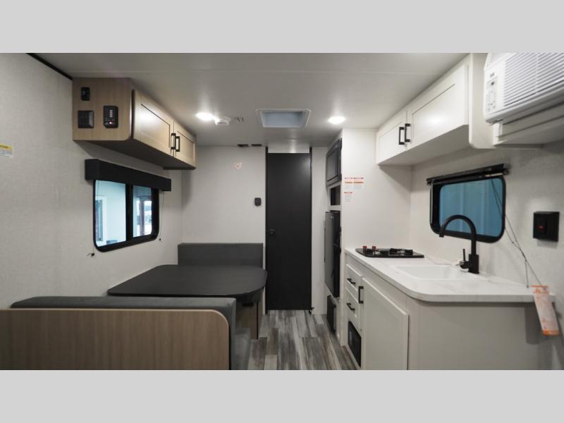 2026 Jayco Jay Flight SLX 170FQ Sport Edition, $ 22,493
