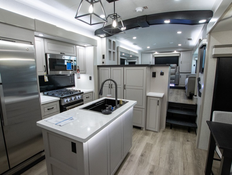 2026 Jayco North Point 382FLRB, $ 109,990