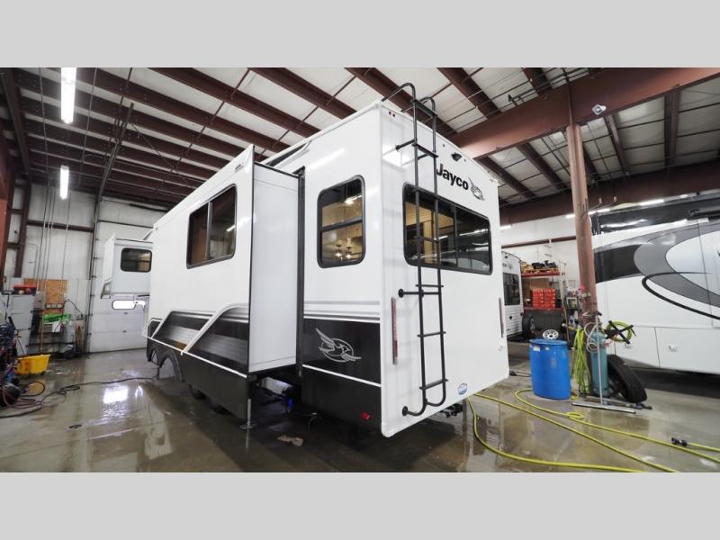 2025 Jayco Eagle 317RLOK, $ 59,990