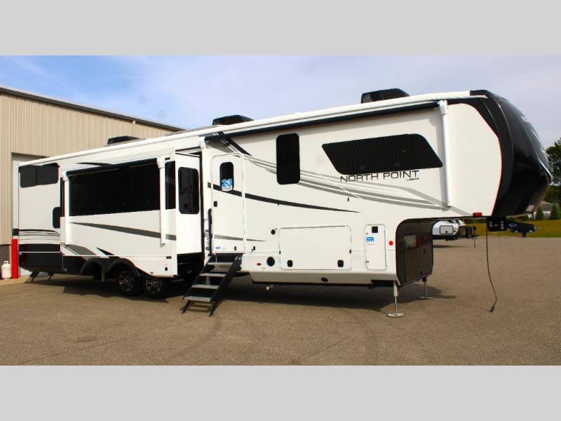 2025 Jayco North Point 390CKDS, $ 94,990