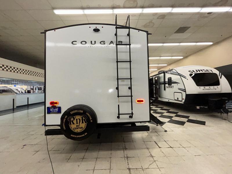 2026 Keystone Cougar Half-Ton (Travel Trailer) 22R, $ 51,450