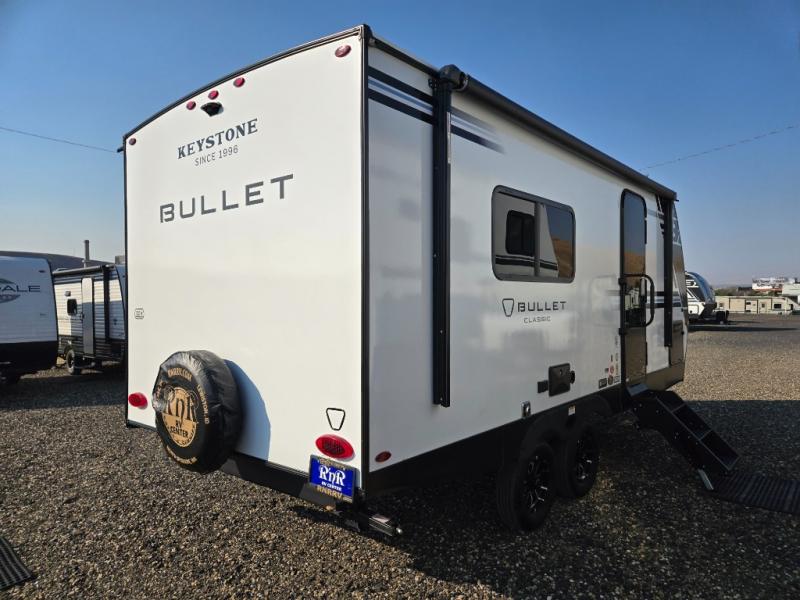 2026 Keystone Bullet Classic Single Axle 18RBC Sin, $ 34,897