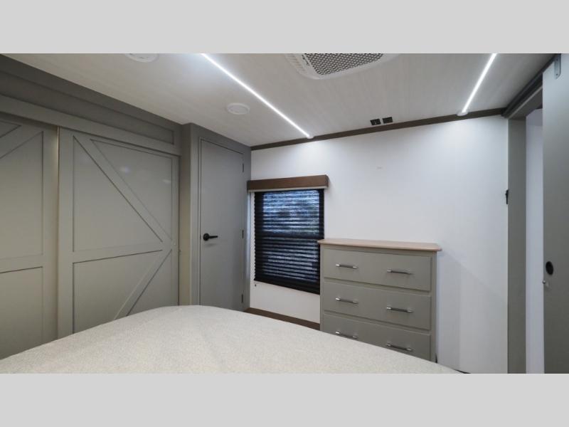 2026 Keystone Sprinter 3920DSL, $ 87,152