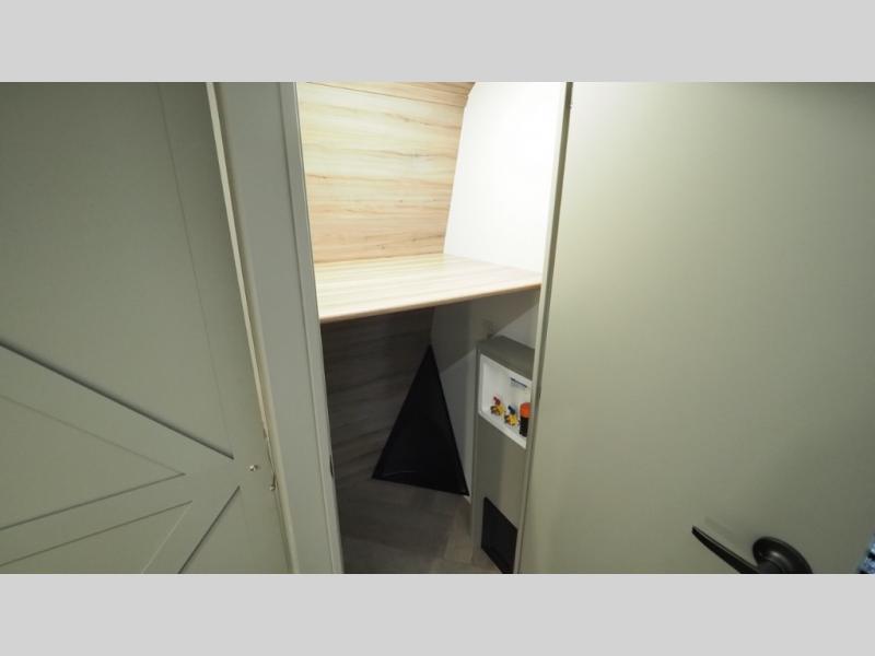 2026 Keystone Sprinter 3920DSL, $ 87,152