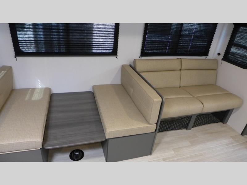 2026 Keystone Bullet Classic Dual Axle 26BHC Dual , $ 35,094