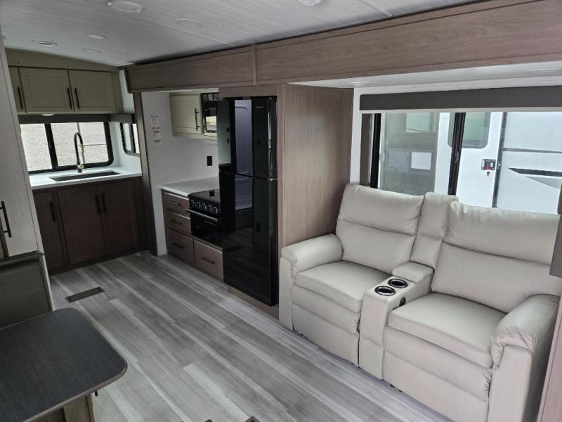2026 Keystone Cougar Half-Ton (Travel Trailer) 22M, $ 52,029