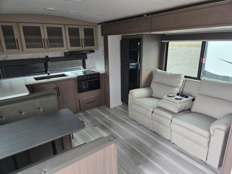 2026 Keystone Cougar Half-Ton (Travel Trailer) 25M, $ 58,346