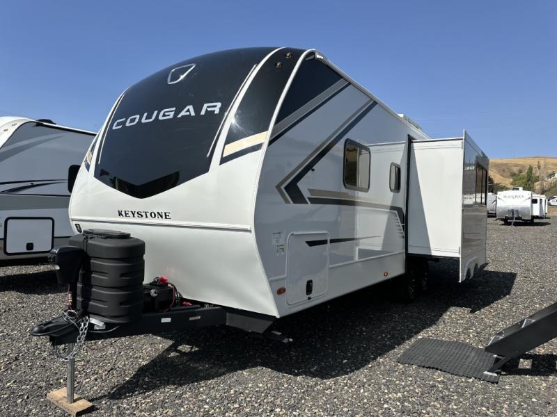 2026 Keystone Cougar Half-Ton (Travel Trailer) 25R, $ 58,487