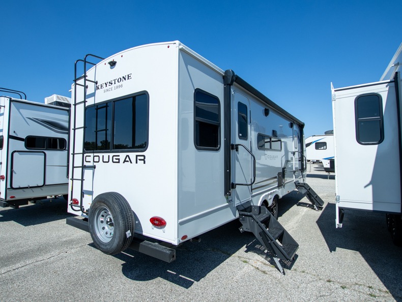2026 Keystone Cougar Half-Ton (Travel Trailer) 25R, $ 53,259
