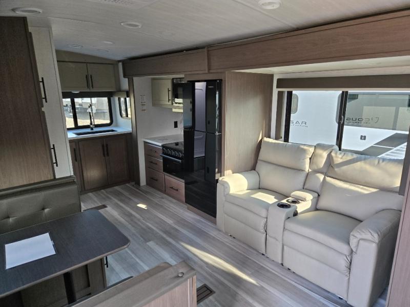 2026 Keystone Cougar Half-Ton (Travel Trailer) 22M, $ 52,029