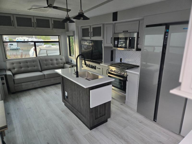 2026 Keystone Montana High Country 295RL, $ 95,267