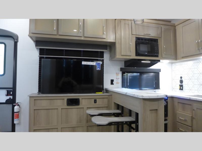 2026 Keystone Carbon 360, $ 120,954