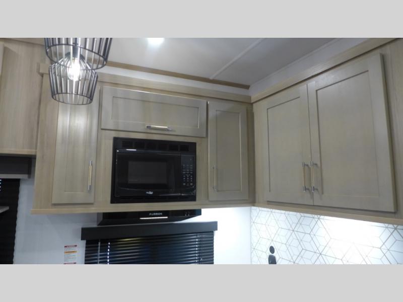 2026 Keystone Carbon 360, $ 120,954