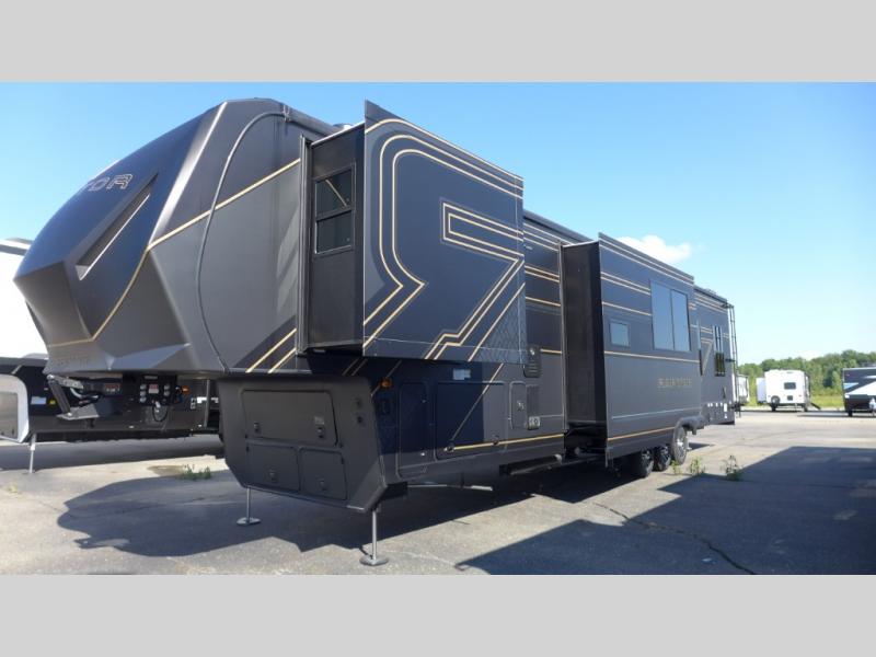 2026 Keystone Raptor 441HB, $ 189,173