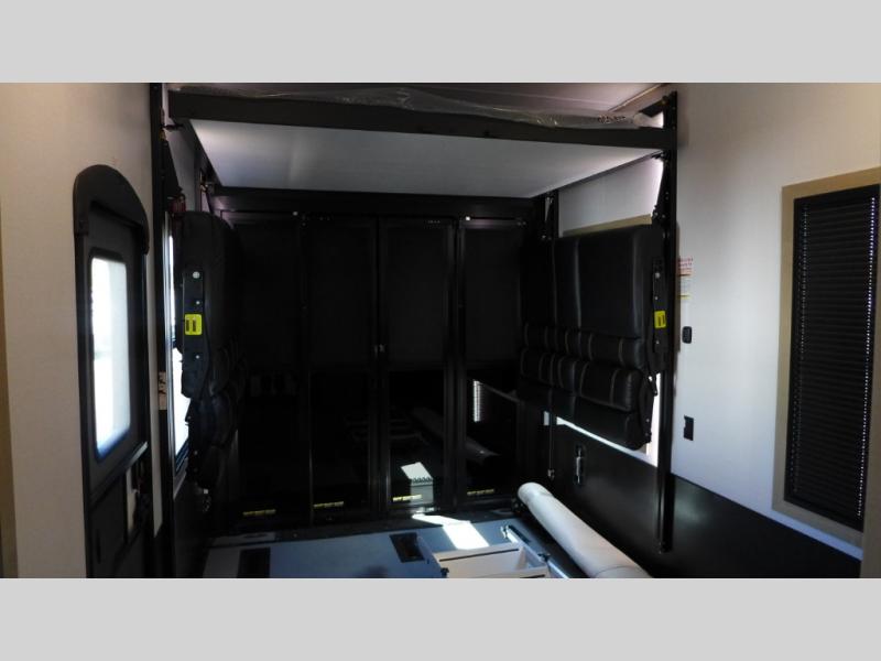 2026 Keystone Raptor 441HB, $ 189,173