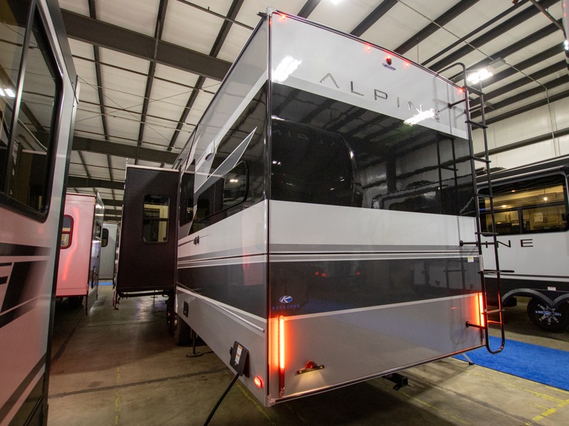 2025 Keystone Alpine 3910RK, $ 89,990