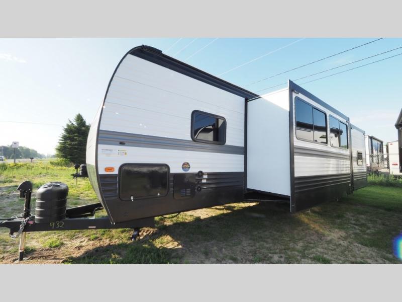 2025 Keystone Hideout (Travel Trailer - East/All) , $ 51,529