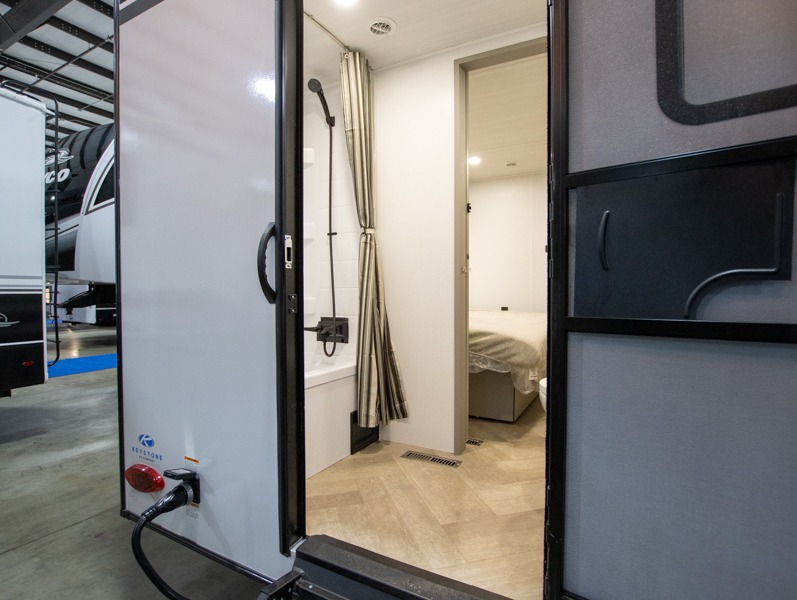 2025 Keystone Sprinter 3920DSL, $ 83,597