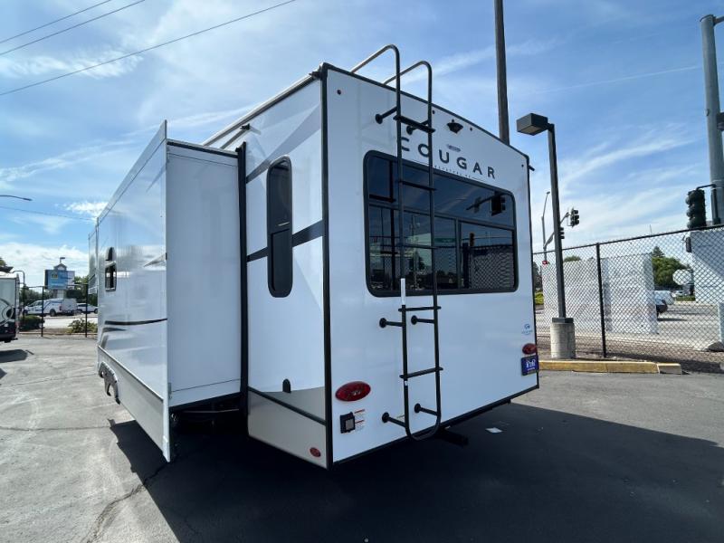 2025 Keystone Cougar Half-Ton (Fifth Wheel) 29RLI, $ 65,990