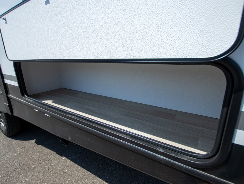 2025 Keystone Bullet Crossfire 290BHS, $ 34,990