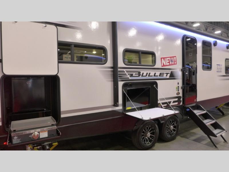 2025 Keystone Bullet Crossfire 270RKS, $ 52,464