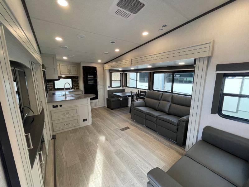 2025 Keystone Cougar Half-Ton (Fifth Wheel) 29RKS, $ 66,897