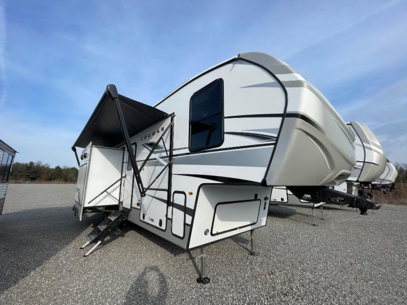 2025 Keystone Cougar Half-Ton (Fifth Wheel) 29RKS, $ 66,897