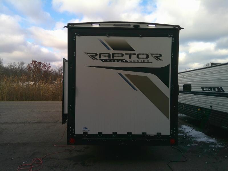 2025 Keystone Raptor Carbon Aluminum 30WFO, $ 44,395