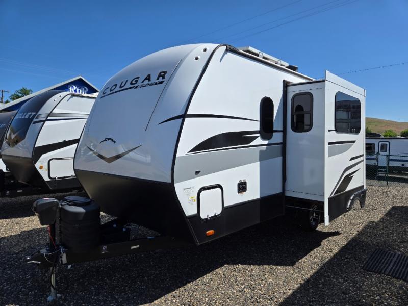 2025 Keystone Cougar Half-Ton (Travel Trailer) 190, $ 32,990