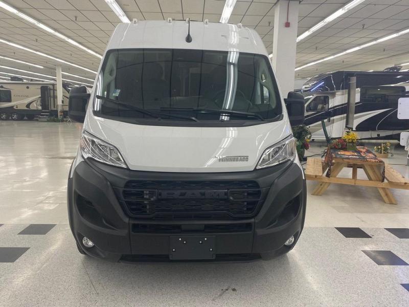 2024 Winnebago Solis Pocket 36B, $ 94,990